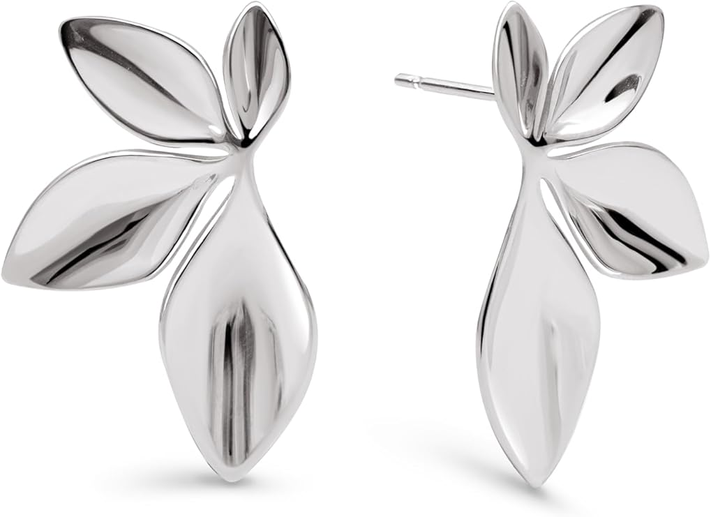 Elegant Leaf Design Silver Earrings