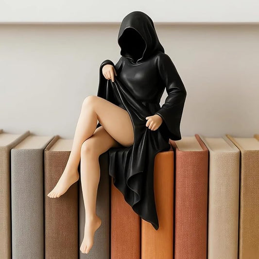 Artistic Hooded Lady PVC Figurine β 10.5 cm Decorative Collectible (Multicolor)