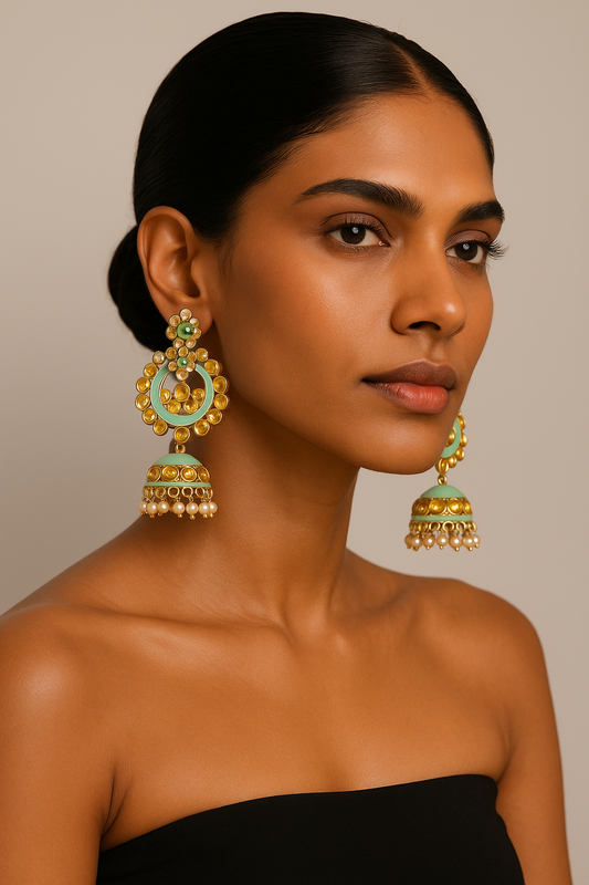 Elegant Green & Gold Kundan Jhumka Earrings
