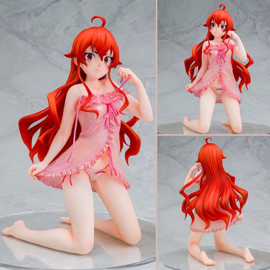✨ Anime Red Hair Girl Figurine in Pink Nightdress – Collectible Display Model (12 cm)