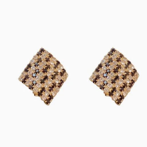 Elegant Crystal-Studded Diamond Shape Earrings – Sparkling Statement Jewellery