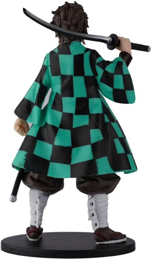 Demon Slayer – Tanjiro Kamado Standing Action Figure (15 cm)