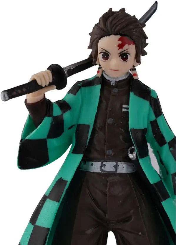 Demon Slayer – Tanjiro Kamado Standing Action Figure (15 cm)