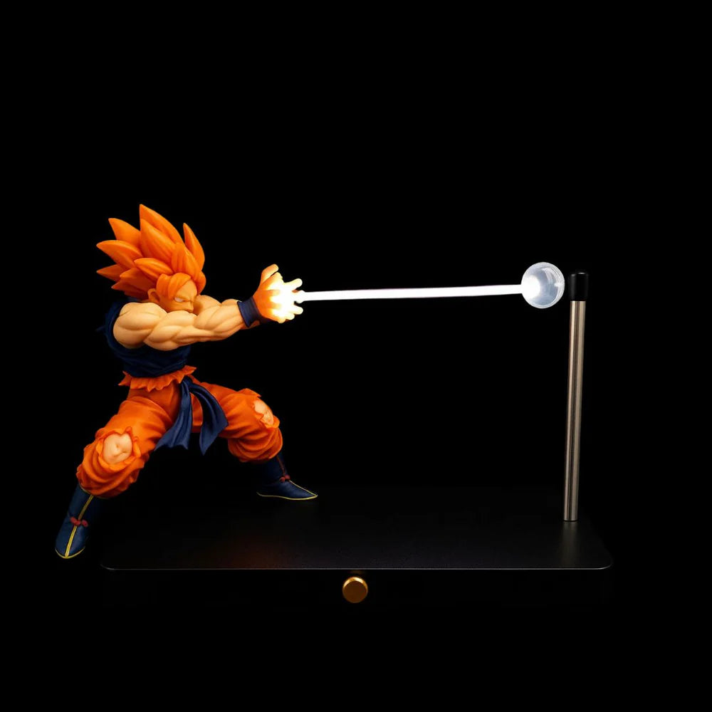 🔥 Super Saiyan Goku Energy Blast LED Figure – Dragon Ball Z Collectible Statue