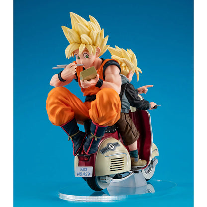 Dragon Ball Z Real McCoy EX – Super Saiyan Goku & Gohan on Bike Collectible Figure