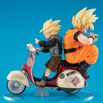 Dragon Ball Z Real McCoy EX – Super Saiyan Goku & Gohan on Bike Collectible Figure