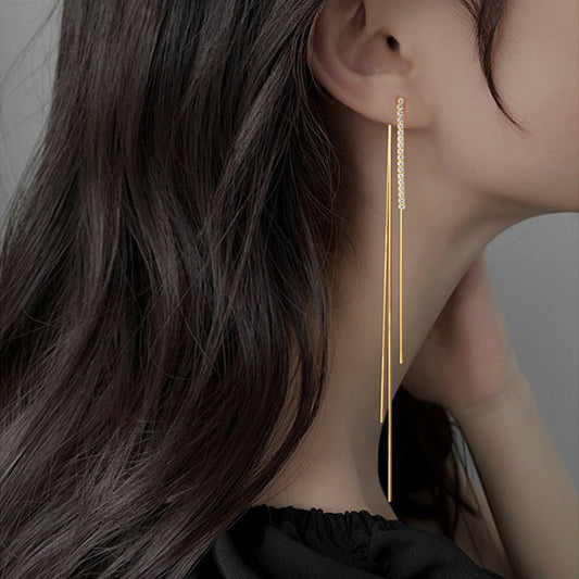 Elegant Long Gold Drop Earrings (1 Set)