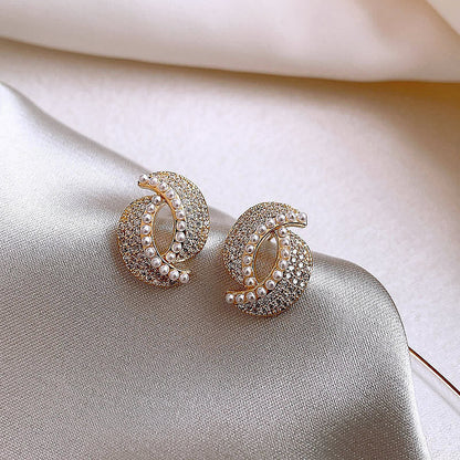 Luxury Pearl & Crystal Stud Earrings