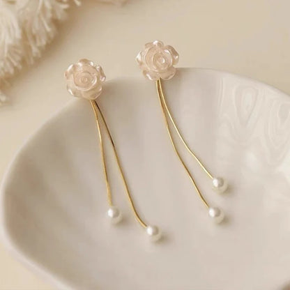 White Camellia Tassel Earrings (1 Set)