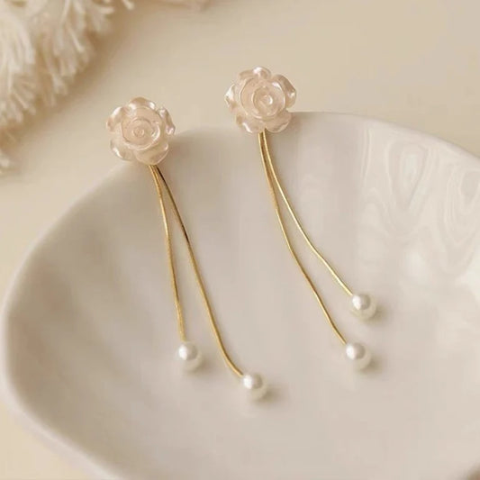 White Camellia Tassel Earrings (1 Set)